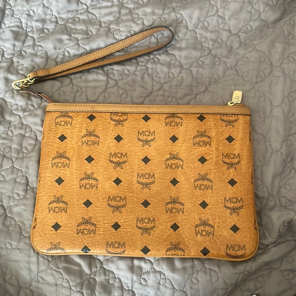MCM Visetos Clutch